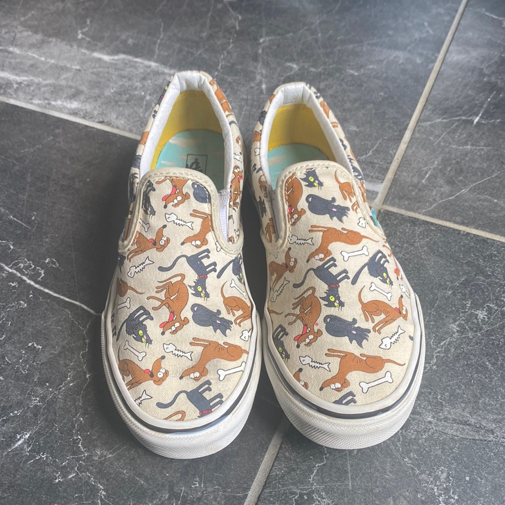 Kids’ Simpsons Vans slip-on’s size 3